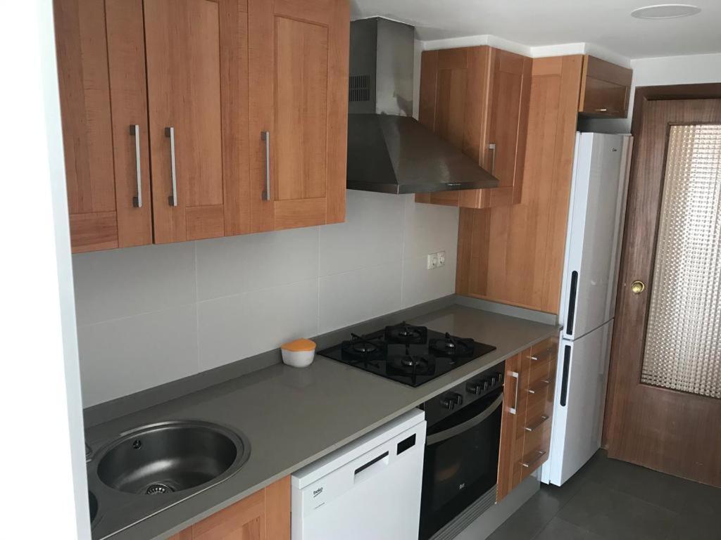 Apartamento En Complejo Residencial Con Piscina Y Garaje Frente Al Mar فالنسيا المظهر الخارجي الصورة